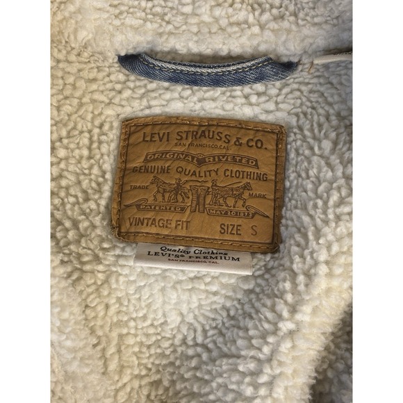 Levis Jacket Mens Small Trucker Jacket Sherpa Faux Fur Light Wash Denim - Picture 3 of 5